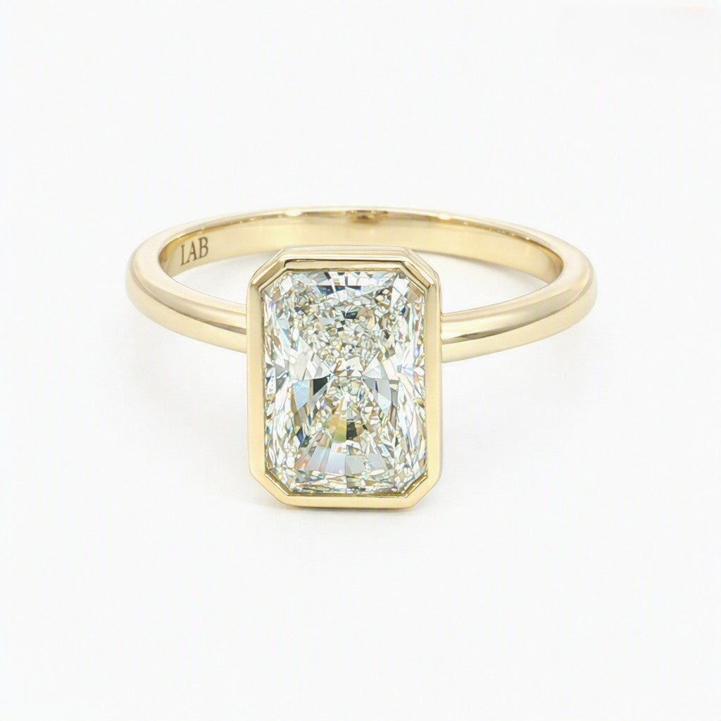 Engagement Ring with 2.06ct E VS1 Radiant Lab‑Grown Diamond in 9ct Yellow Gold