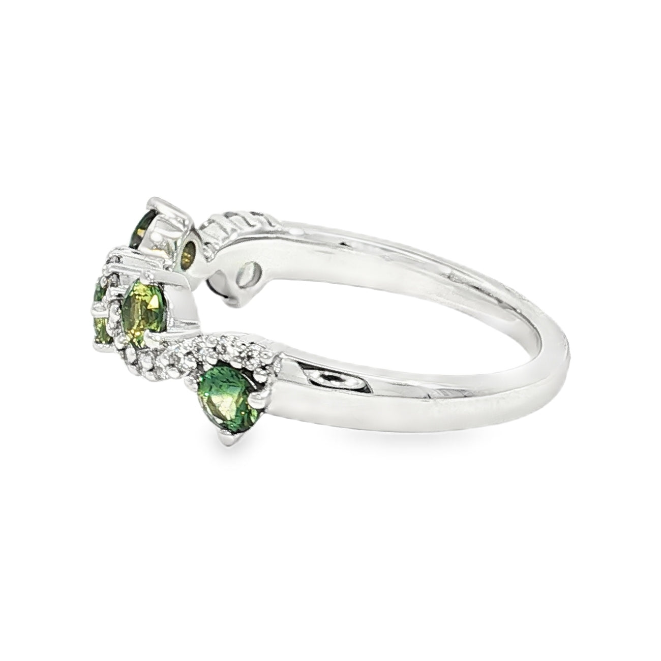 18ct White Gold Sapphire and Diamond Dress Ring. Design No: SDWRDBPWP001.