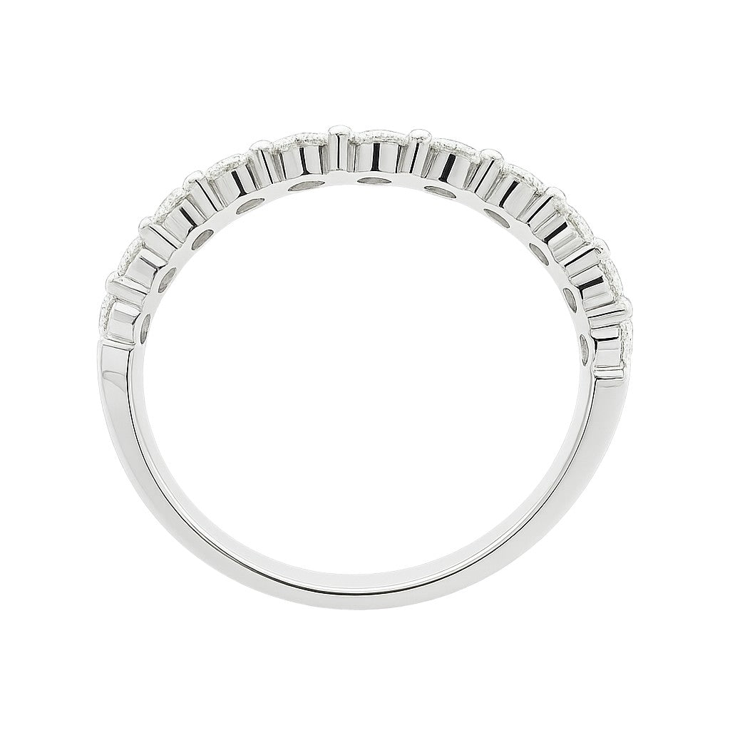 Timeless Classic With Natural Diamonds Wedding Ring. Design No: 2720