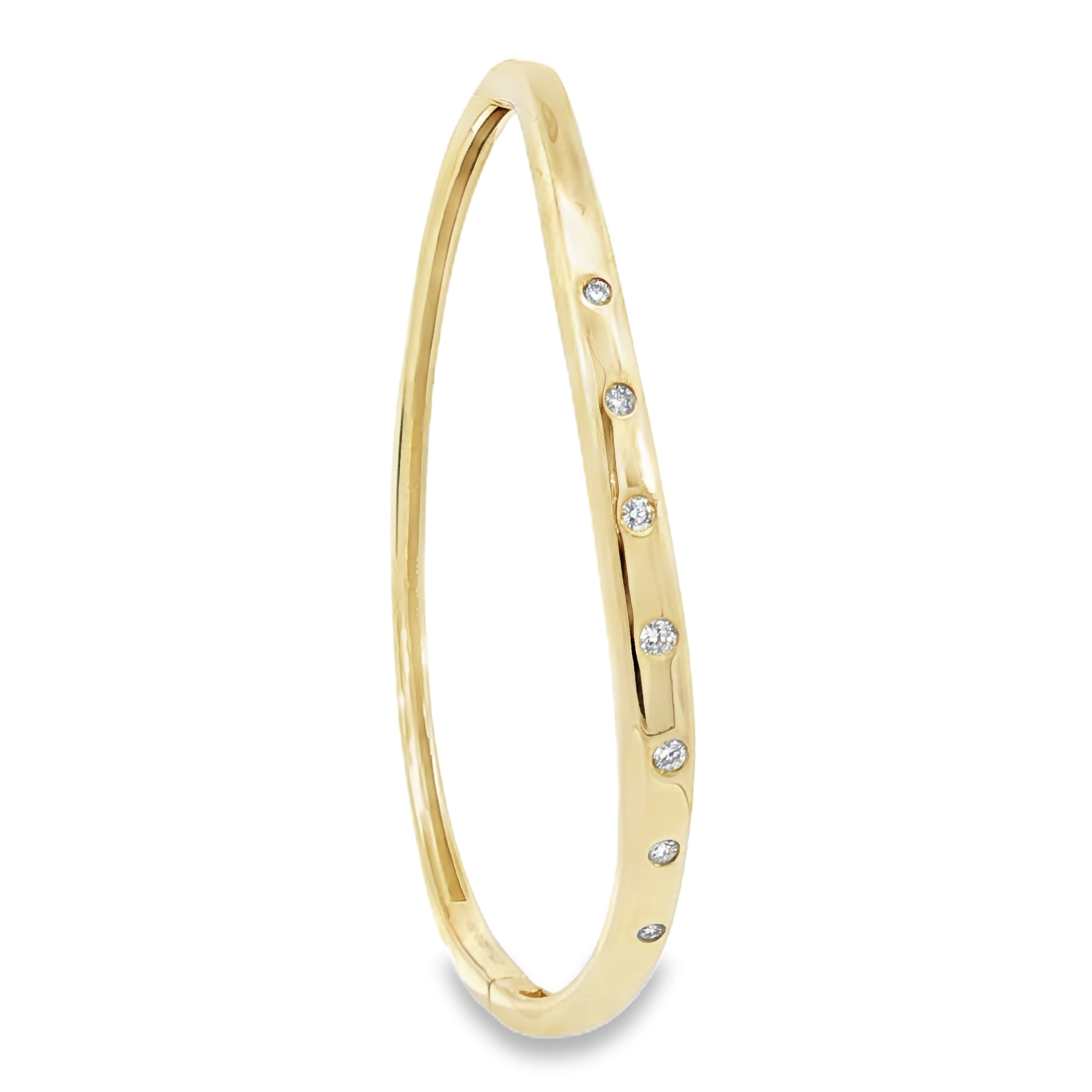 9ct Yellow Gold Scatter Bangle with Lab-Grown Diamonds. Design No: LGBN-0711-Y