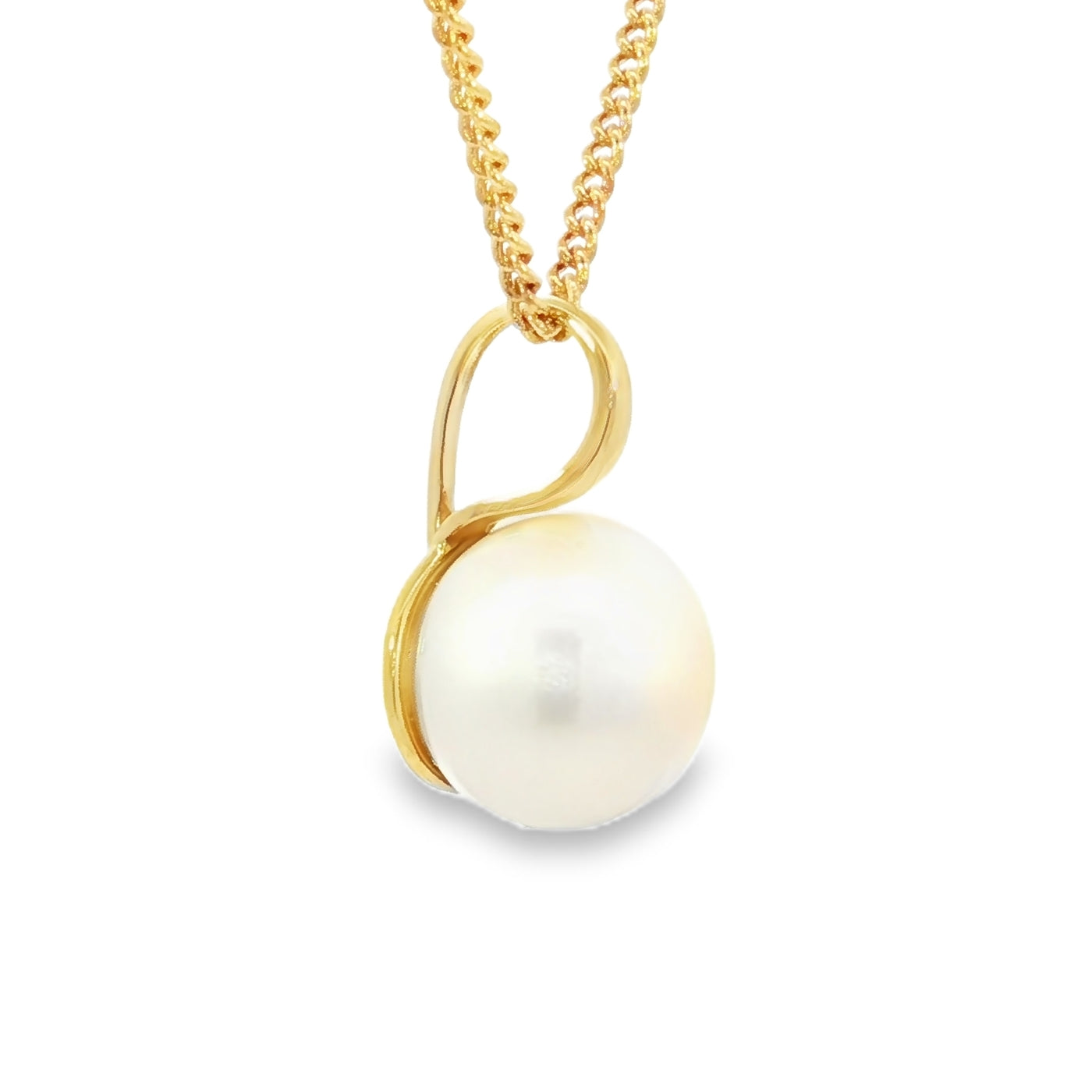 9ct Yellow Gold Freshwater Pearl Pendant. Design No: P928-9YPF