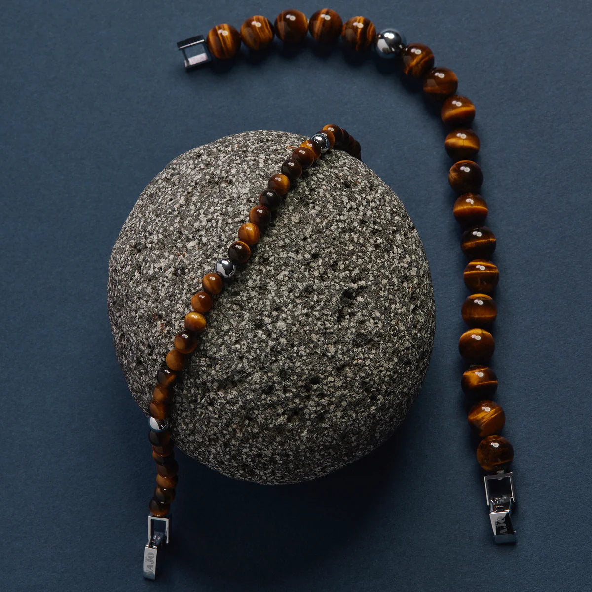 Najo Atlas Men's 6mm Beaded Tiger's Eye Bracelet. Design: B9025