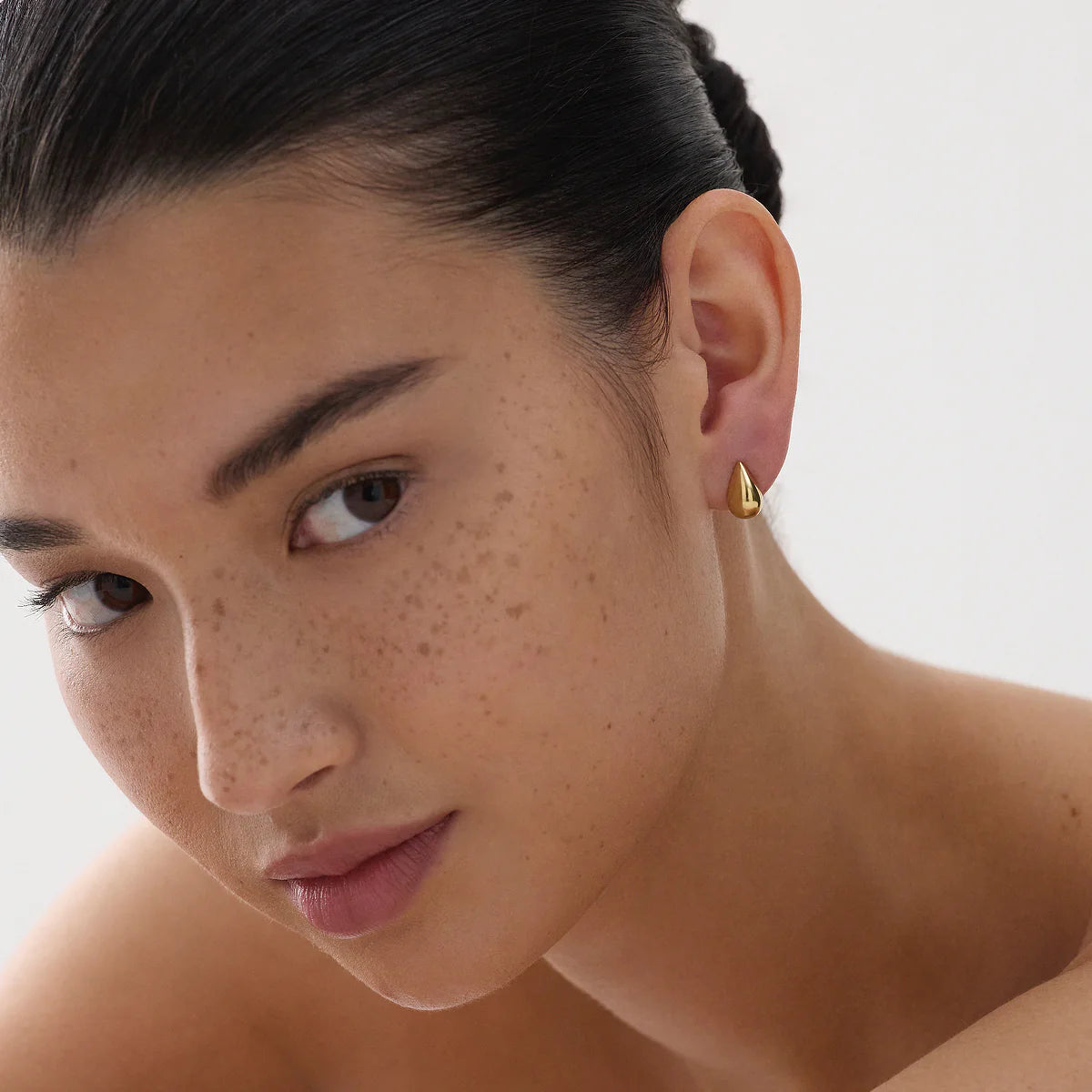 Najo Liora Stud Earring. Gold Plated, Design: E7424