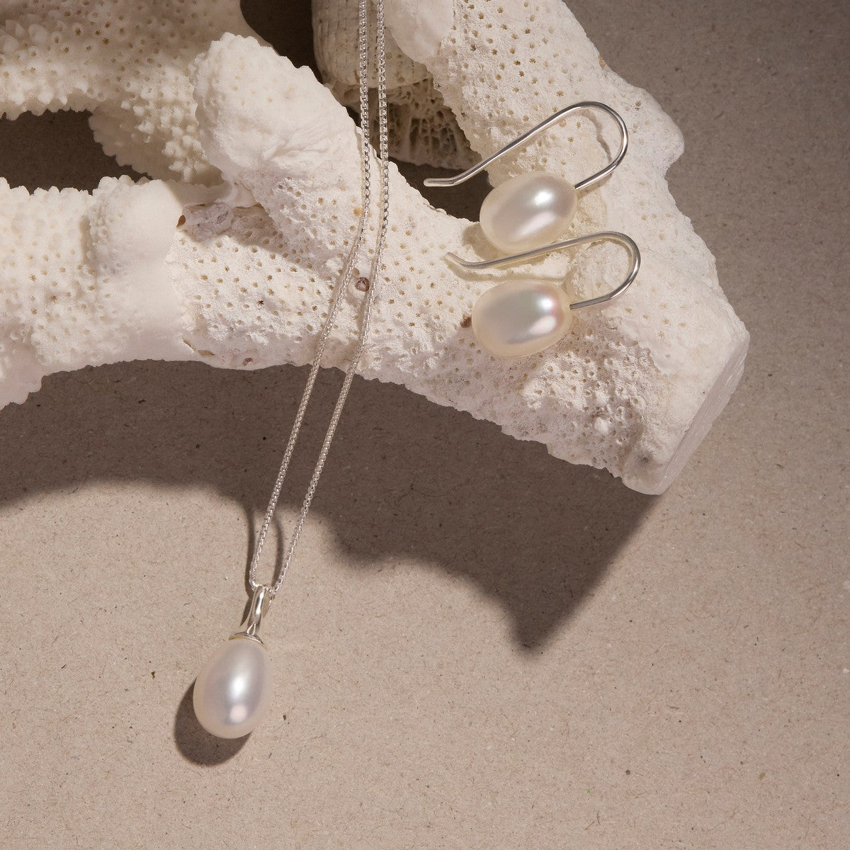 Najo Isla Pearl Earring. Design No: E7503