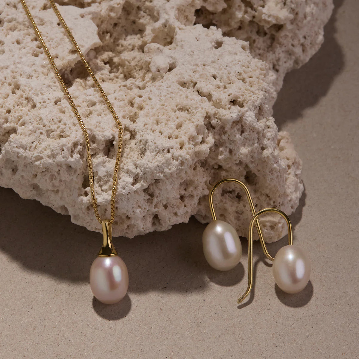 Najo Isla Pearl Earring. Design No: E7504