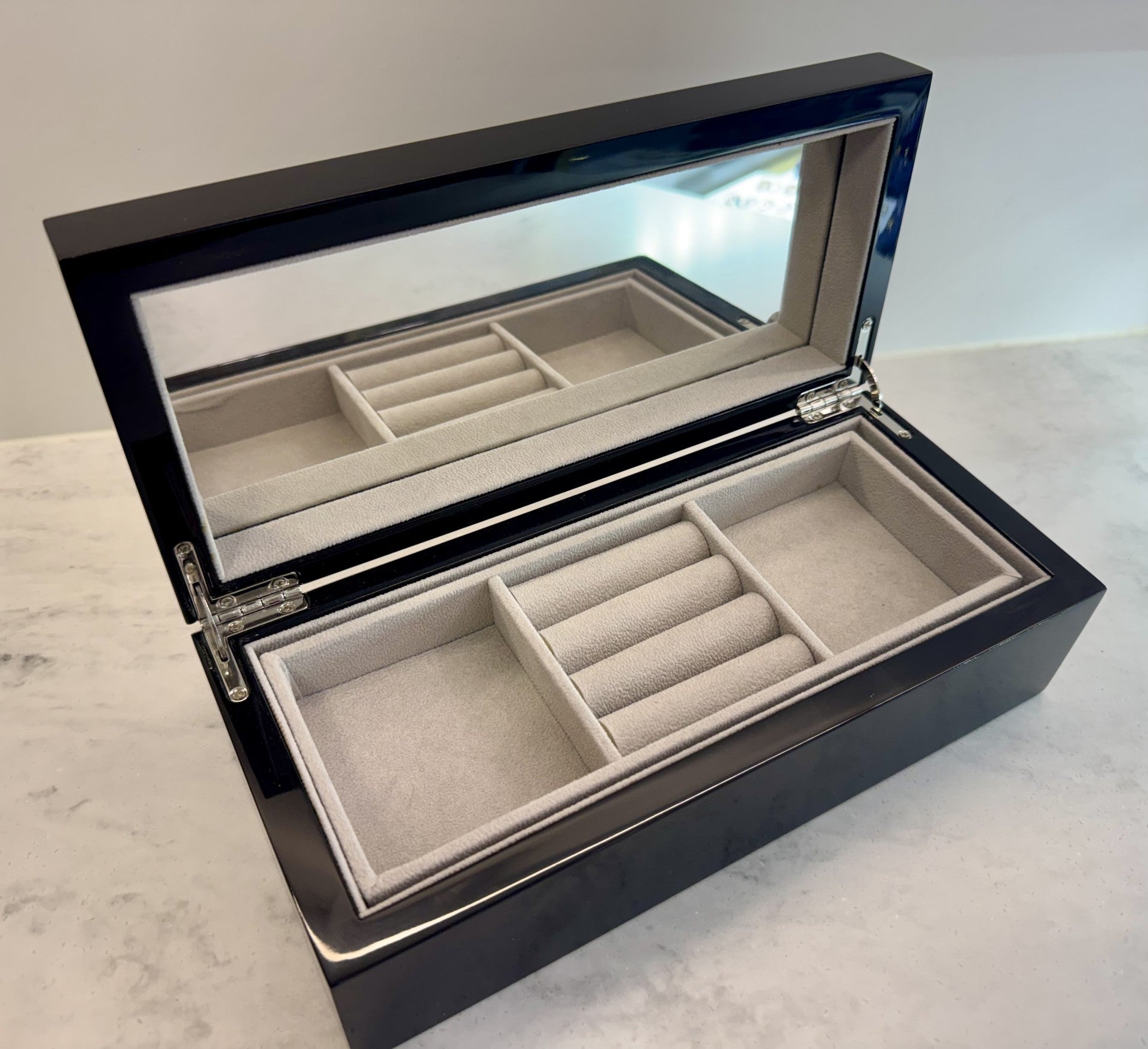 Jewel Box - Black (260 × 118 × 80 mm). Design No: WJ34BLACK